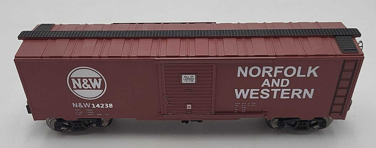 Menards 279-4262 O Norfolk & Western Box Car LN/Box