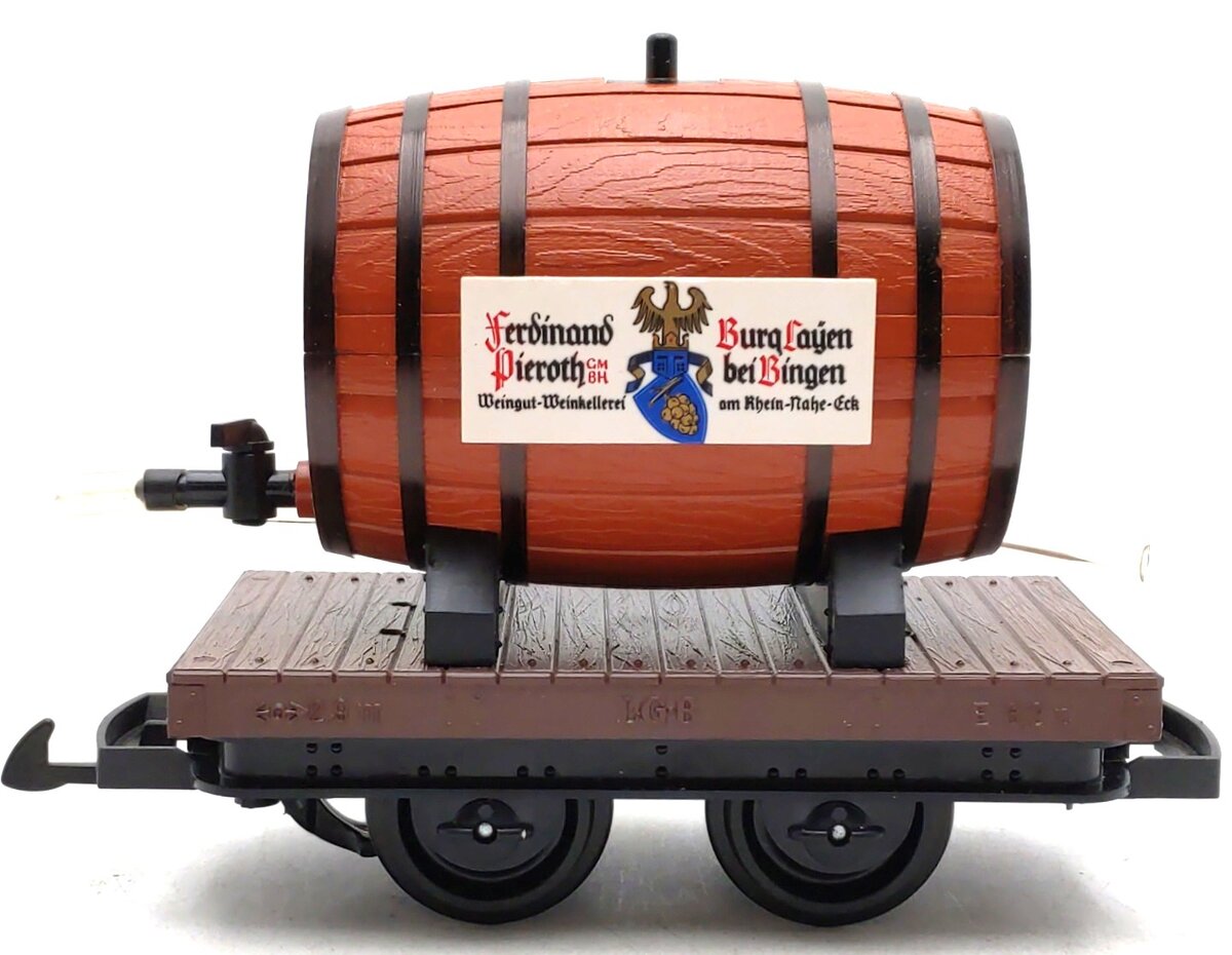 LGB 4047 G Scale Flatcar with Ferdinand Pieroth Whiskey Barrel LN/Box