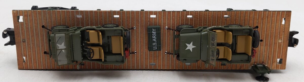 Menards 279-3380 O Army Flatcar w/ Two Jeeps #11158 EX/Box