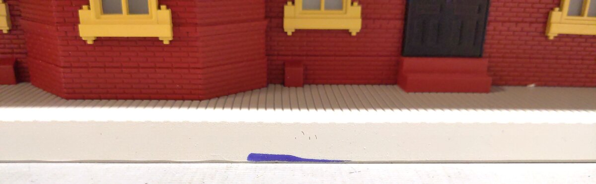 MTH 30-90094 Dark Red Stone Passenger Station EX/Box