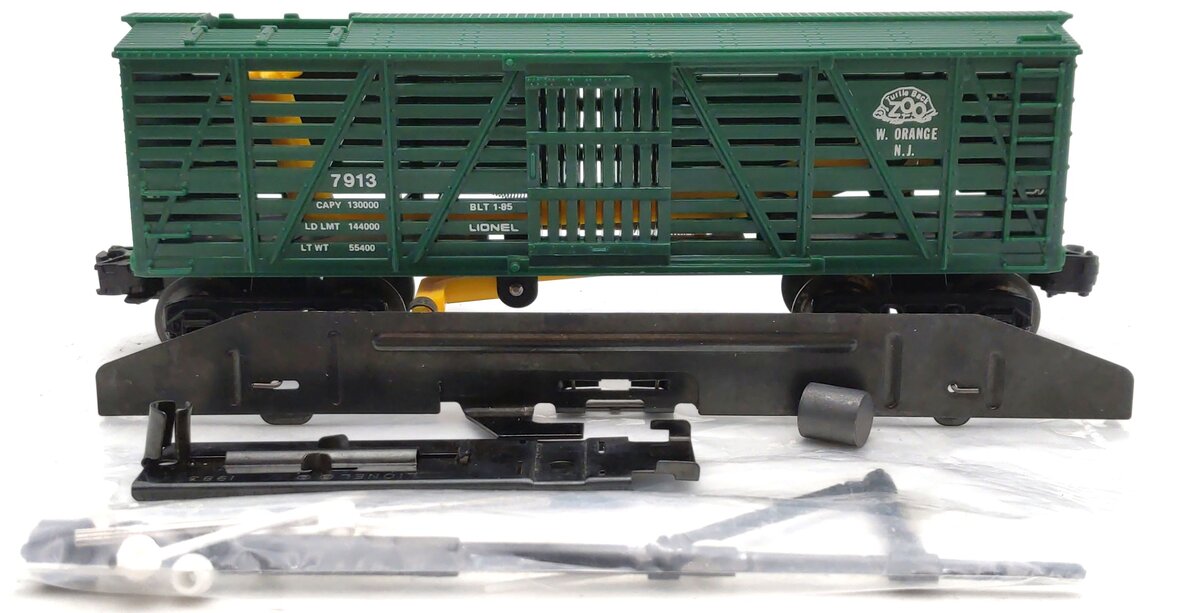 Lionel 6-7913 O Gauge Turtleback Zoo Operating Giraffe Car EX