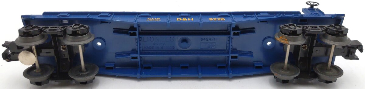Lionel 6-9226 O Gauge Delaware and Hudson Flatcar with 2 Trailers VG