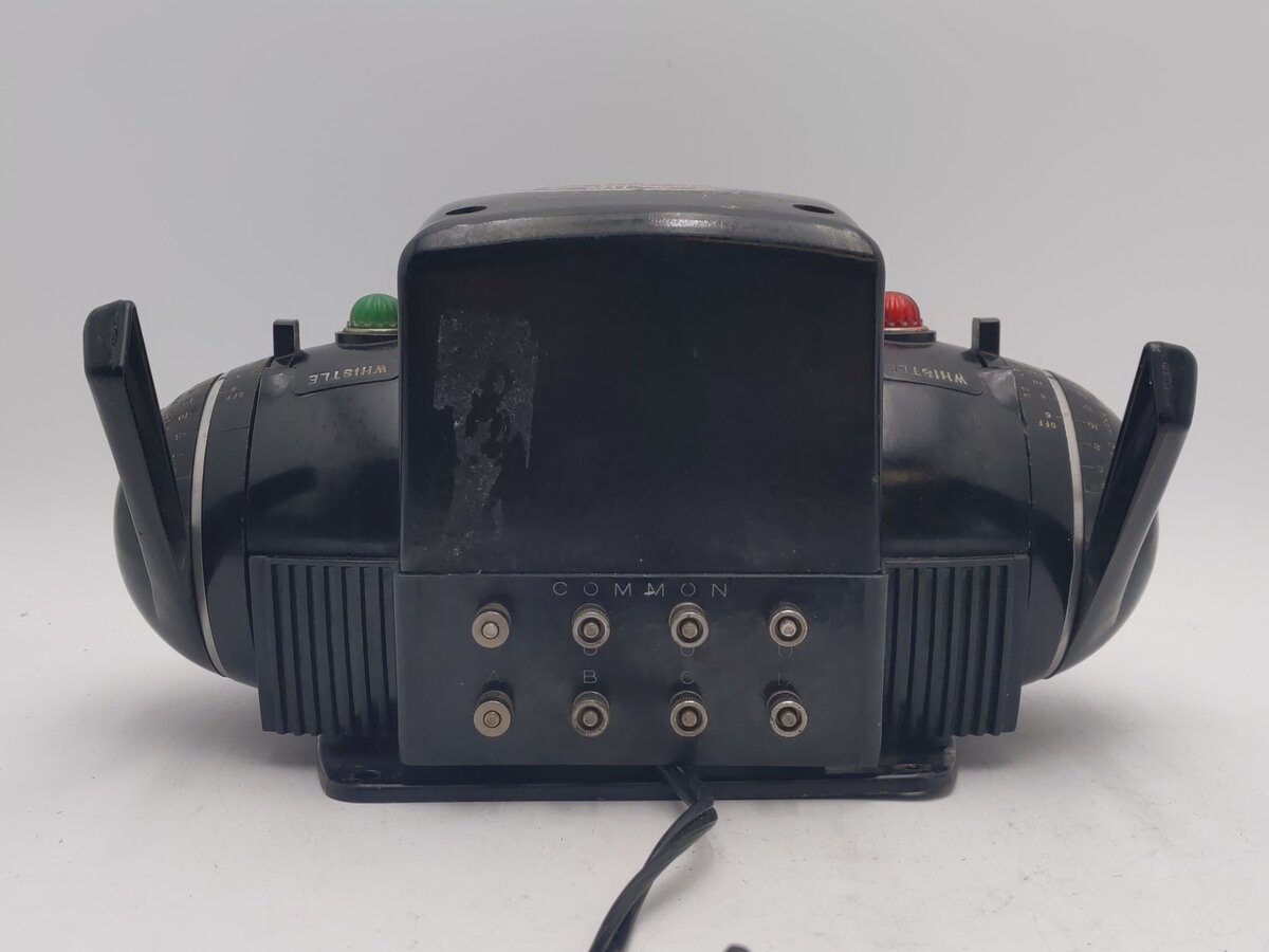Lionel ZW Vintage O 250 Watt 4 Train Transformer with Whistle VG