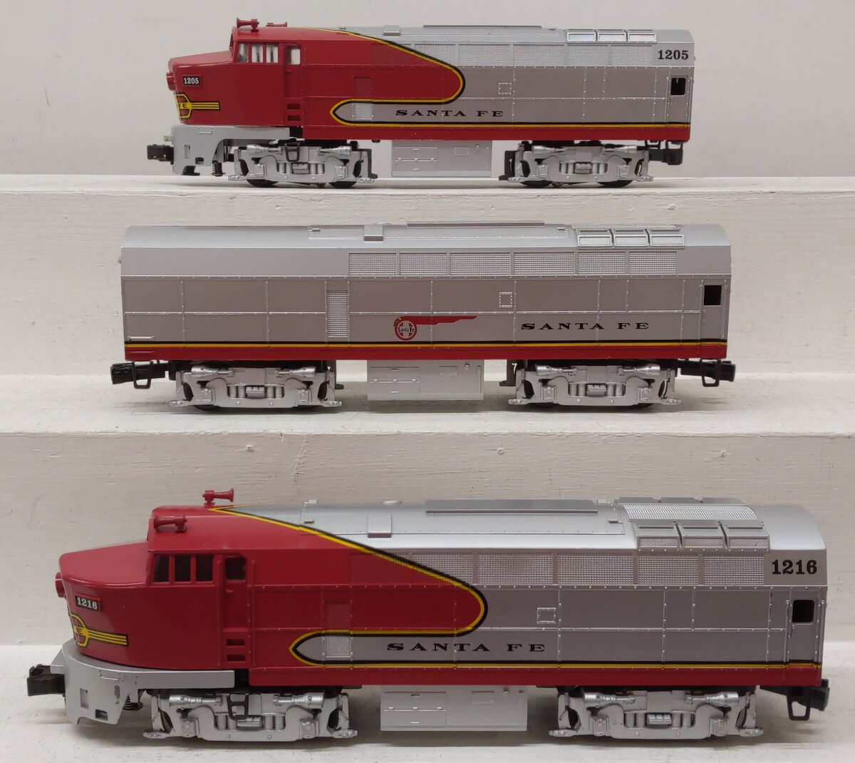 Williams SN208 O Gague Santa Fe Sharknose ABA Set #1205/1216 EX