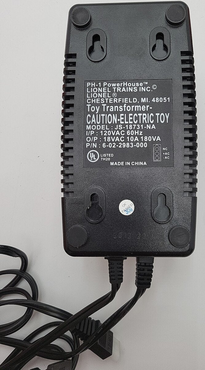 Lionel 6-37947 O GW-180 180 Watt Transformer EX/Box