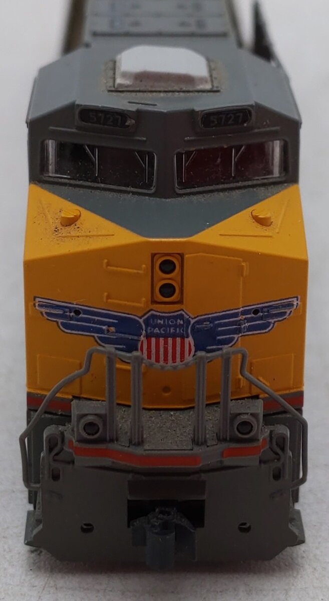 Kato 176-7005 N Scale Union Pacific AC4400CW Diesel Locomotive #5727 EX/Box