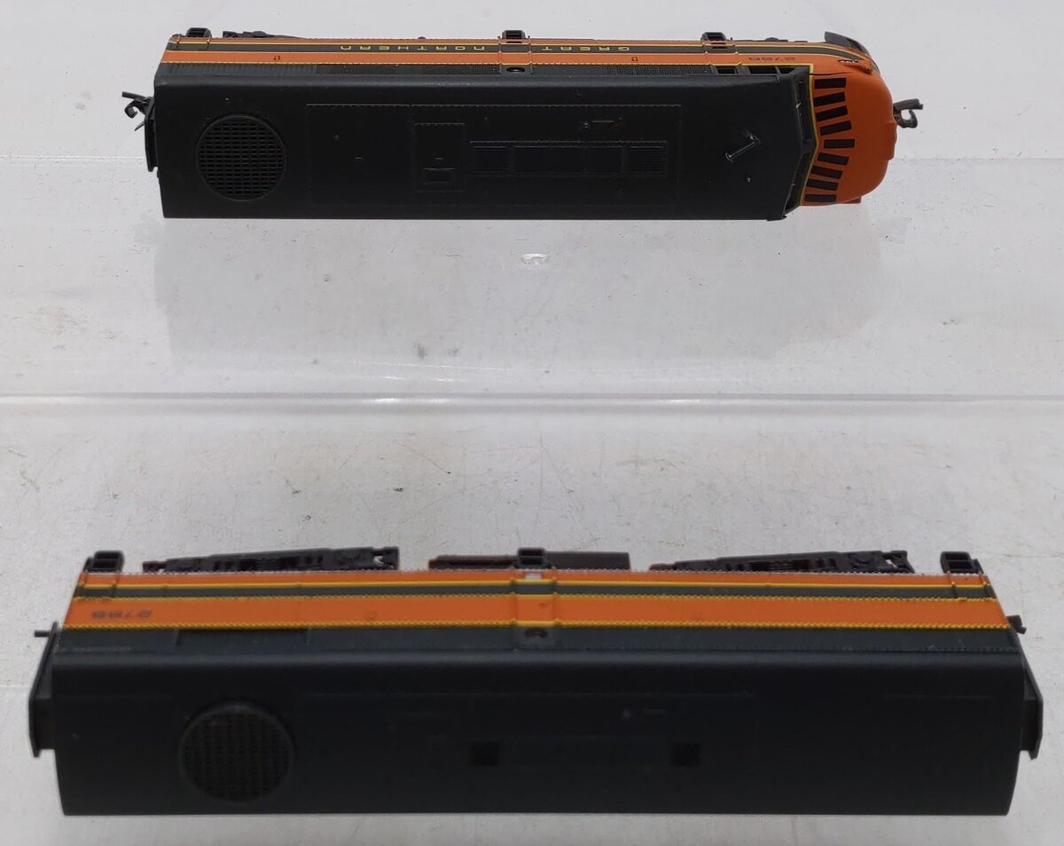 Life Like 7446 N Great Northern FA-1 Diesel Locomotives #276A/B (Set of 2) EX/Box