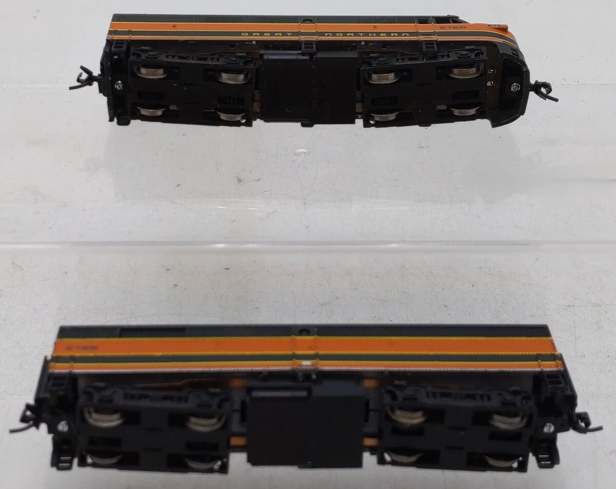 Life Like 7446 N Great Northern FA-1 Diesel Locomotives #276A/B (Set of 2) EX/Box