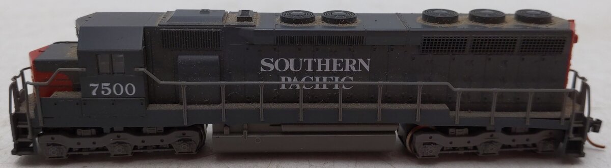 Kato 176-319 N Scale Southern Pacific SD45 Diesel Locomotive #7500 VG/Box