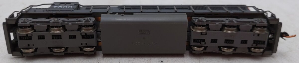 Kato 176-319 N Scale Southern Pacific SD45 Diesel Locomotive #7500 VG/Box
