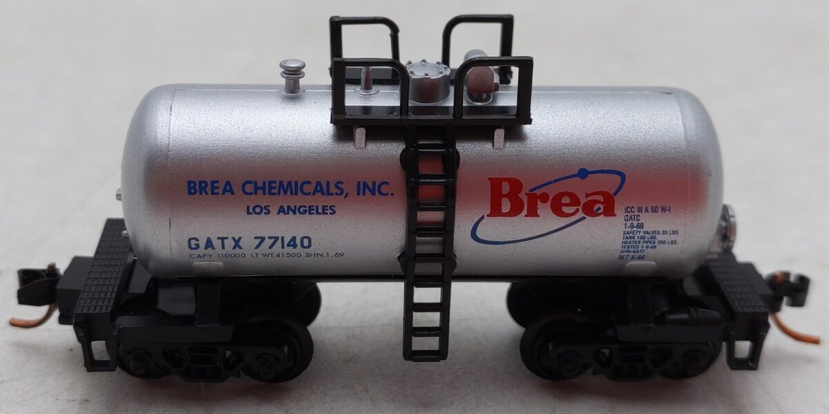 Atlas 32421 N Scale Brea Chemical Tank Car #77140 EX/Box