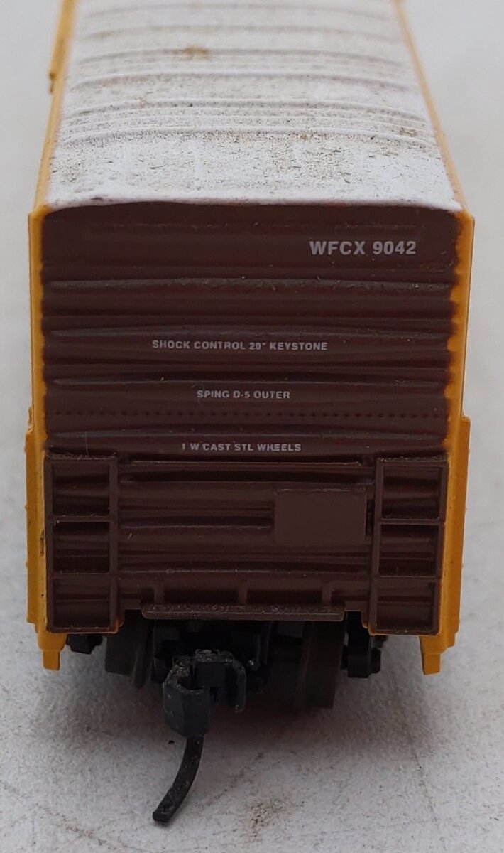 Athearn 11123 N Scale Great Northern Refrigerator Car #9042 VG