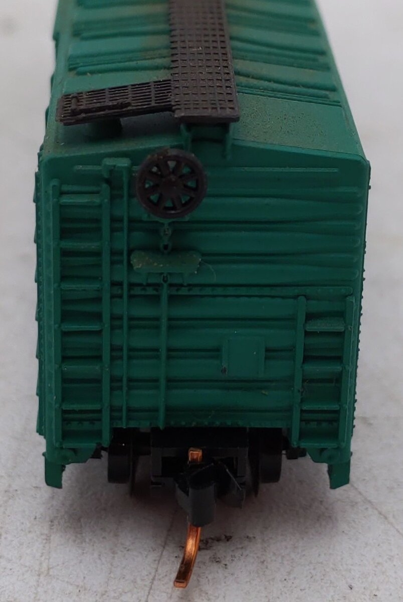 AHM 4454 N Railway Express Agency Reefer #6500 EX/Box