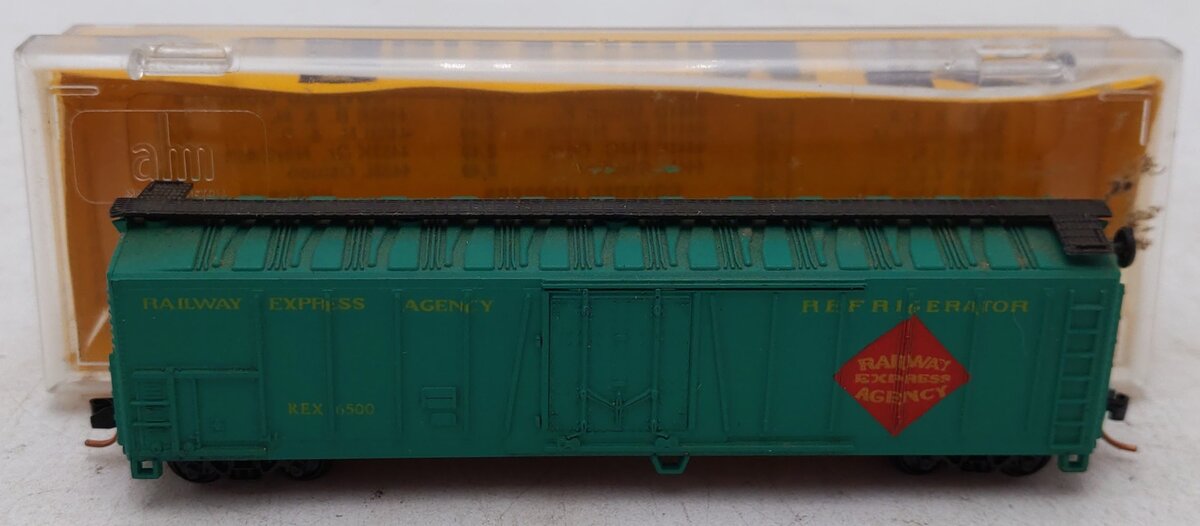 AHM 4454 N Railway Express Agency Reefer #6500 EX/Box