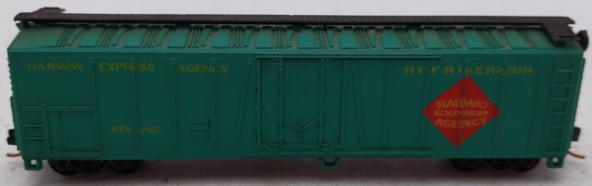 AHM 4454 N Railway Express Agency Reefer #6500 EX/Box
