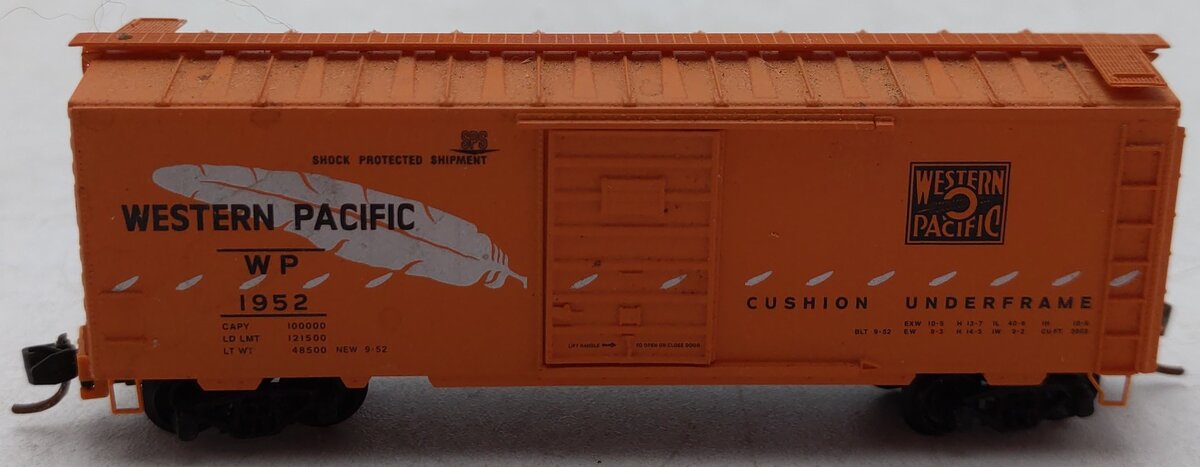 Micro-Trains 02000506 N Western Pacific 40' Standard Single Door Boxcar #1952 EX/Box