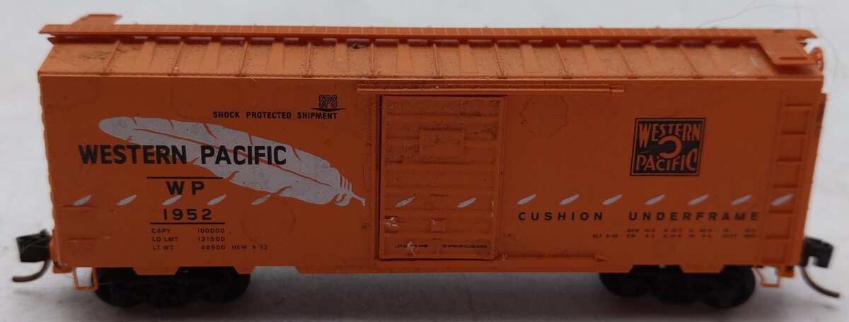 Micro-Trains 02000506 N Western Pacific 40' Standard Single Door Boxcar #1952 EX/Box