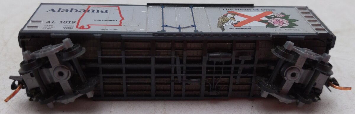 Micro-Trains 02100372 N Alabama State 40' Standard Plug Door Boxcar #1819 VG/Box