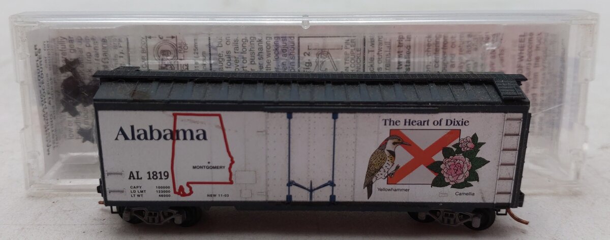 Micro-Trains 02100372 N Alabama State 40' Standard Plug Door Boxcar #1819 VG/Box