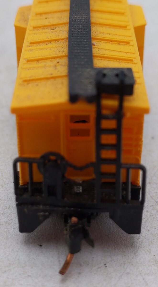 Model Power 3124 N Scale Union Pacific Bay Window Caboose EX
