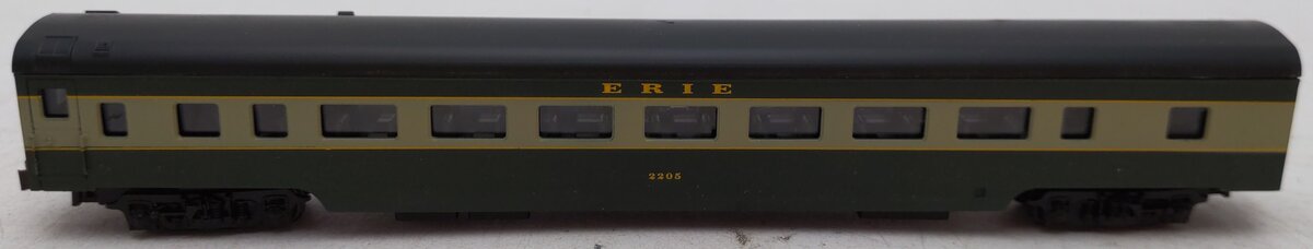 Con-Cor 0001-04002E(2) N Scale Erie 85' Coach Passenger Car #2205 EX/Box