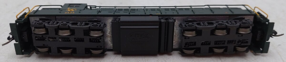 Atlas 40005387 N Jersey Central Train Master Silver Ph.1B Diesel Loco #2405 LN/Box