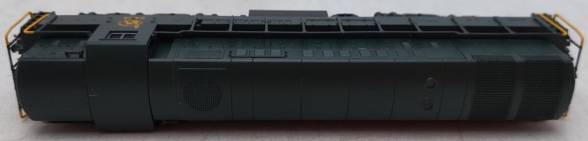 Atlas 40005387 N Jersey Central Train Master Silver Ph.1B Diesel Loco #2405 LN/Box