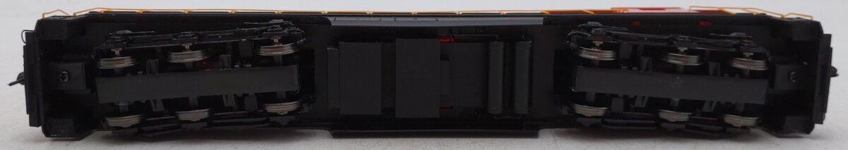 Bachmann 82404 HO New Haven GE E33 Electric Locomotive #300 w/ Flywheel Drive EX/Box