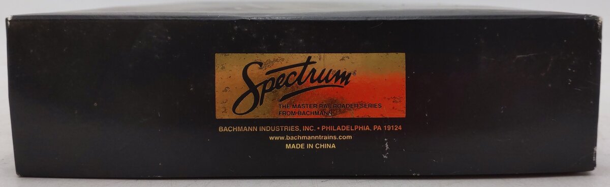 Bachmann 82404 HO New Haven GE E33 Electric Locomotive #300 w/ Flywheel Drive EX/Box