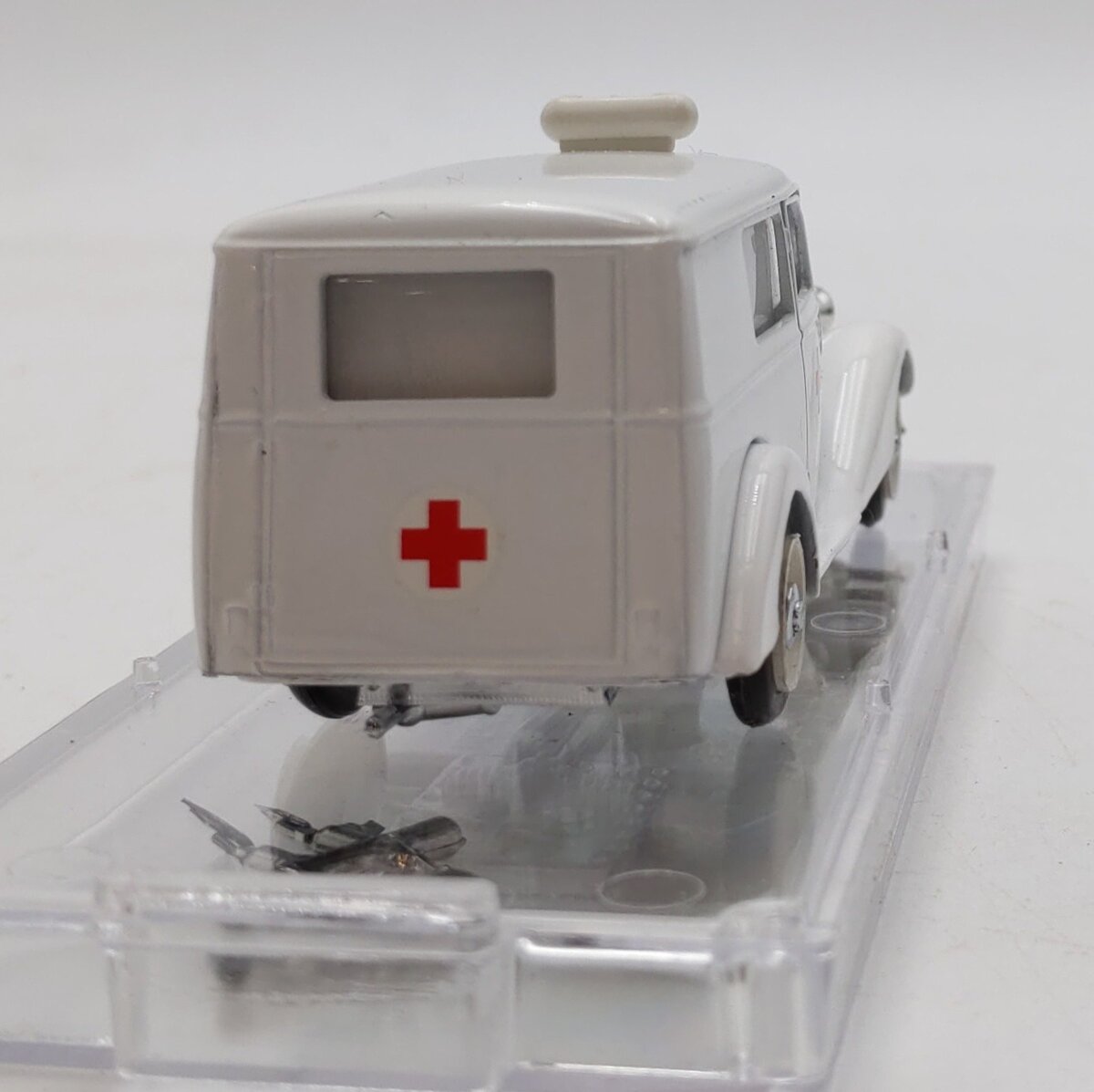 Vitesse 351 Mercedes 1:43 Scale 170 Van Ambulance 1949 NIB
