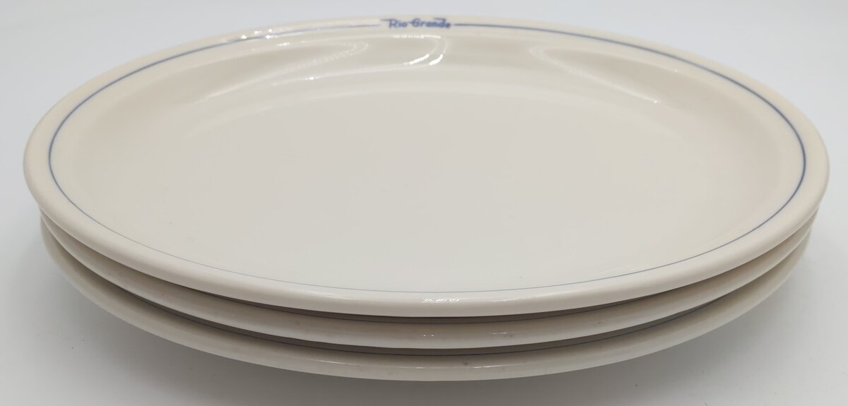 Syracuse China Rio Grande Prospector Pattern Large Oval Plates (Set of 3) EX