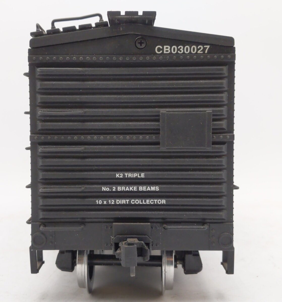 USA Trains R19043C G Burlington Simulated Steel Box Car (Black/Silver) #30708  EX/Box