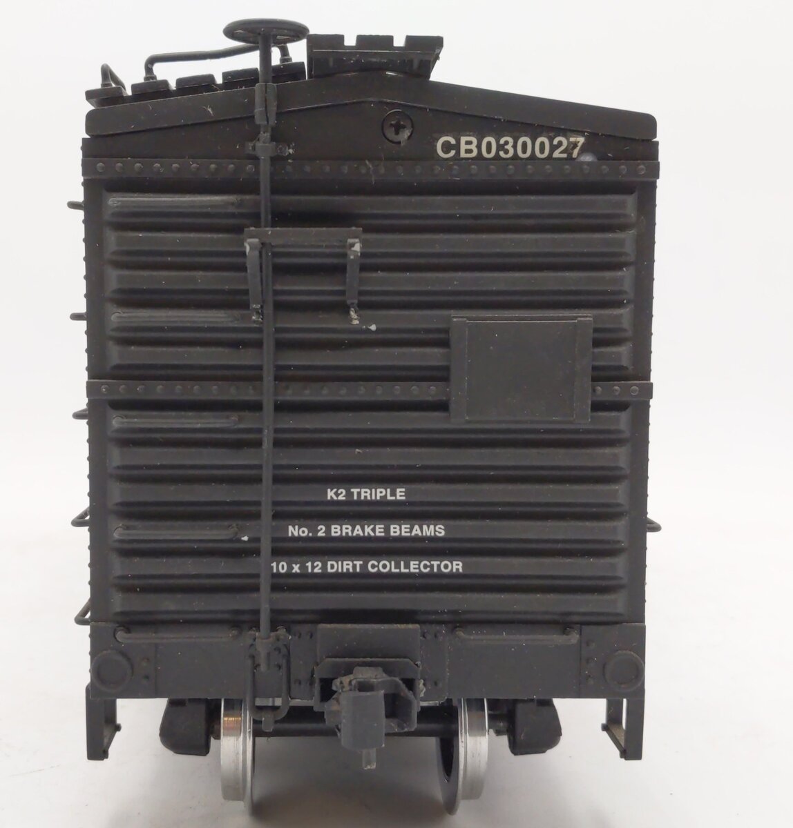 USA Trains R19043C G Burlington Simulated Steel Box Car (Black/Silver) #30708  EX/Box