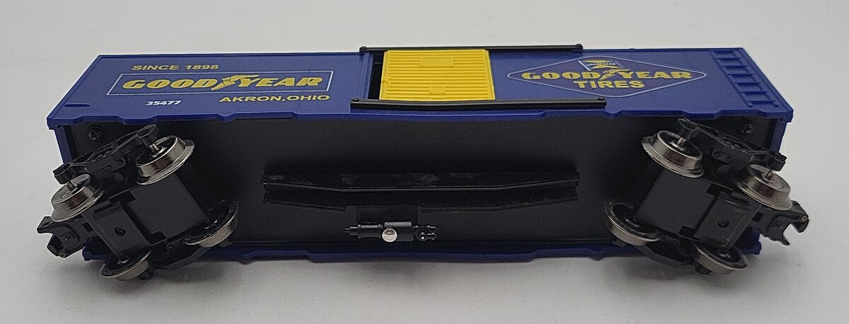 Menards 279-3837 O Gauge Goodyear Tires Boxcar #35477 LN/Box