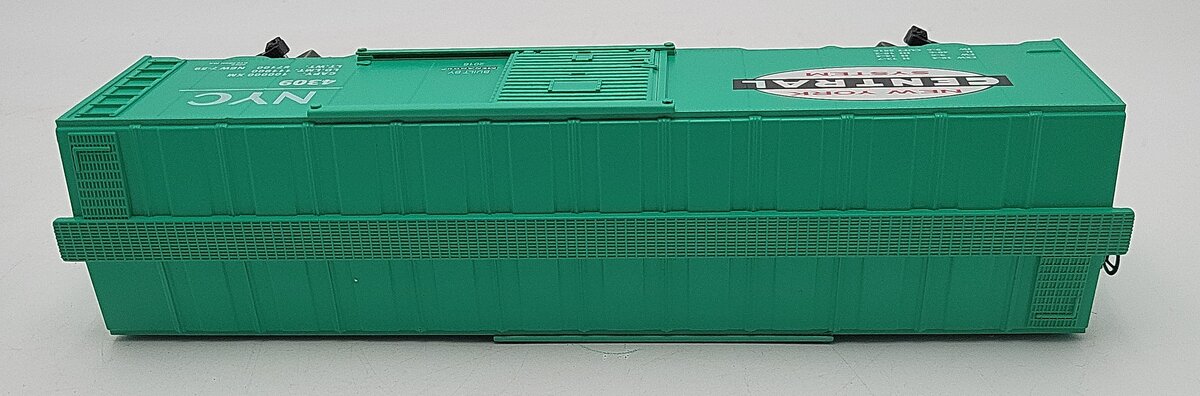 Menards 279-3169 O Scale NYC Boxcar #4309 LN/Box