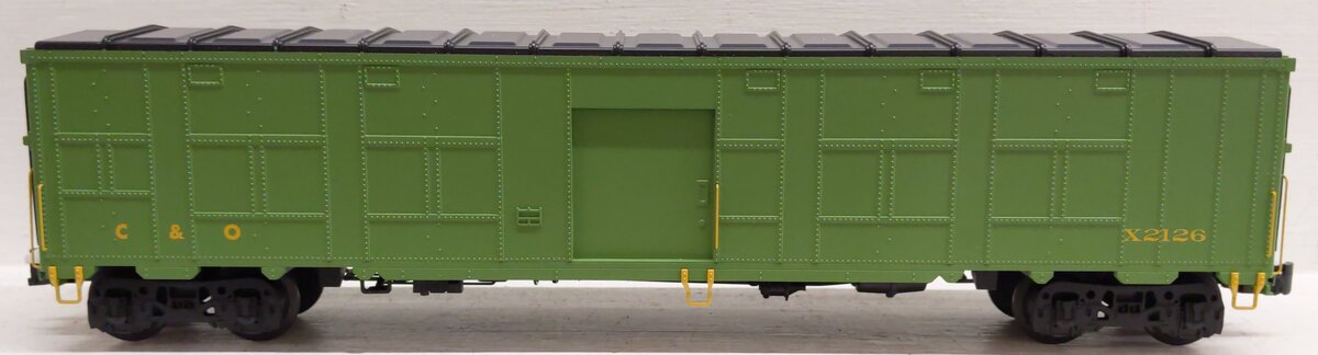 Atlas 3008722-1 O Chesapeake & Ohio Rebuilt Troop Boxcar #2126 LN
