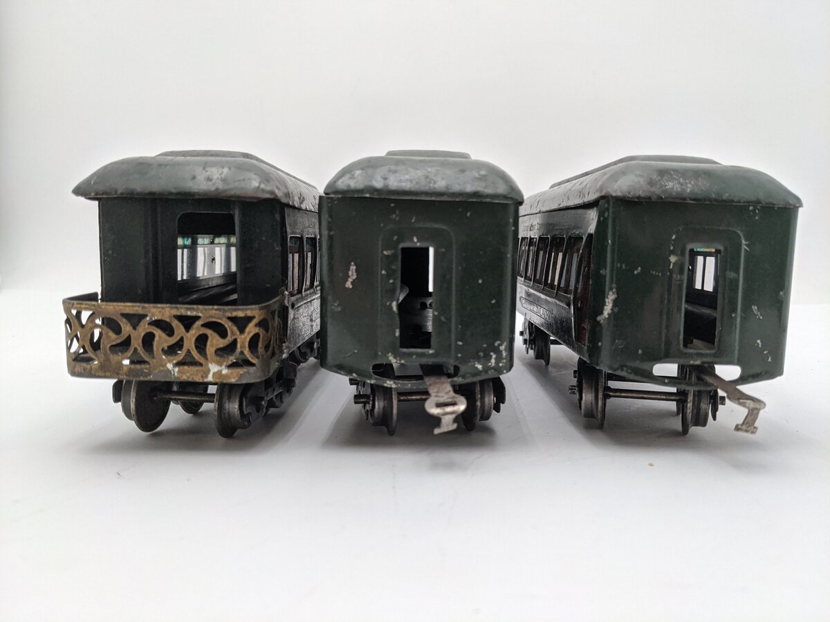 Lionel O Prewar New York Central Pullman Passenger Cars 2-610 & 612 [3] VG