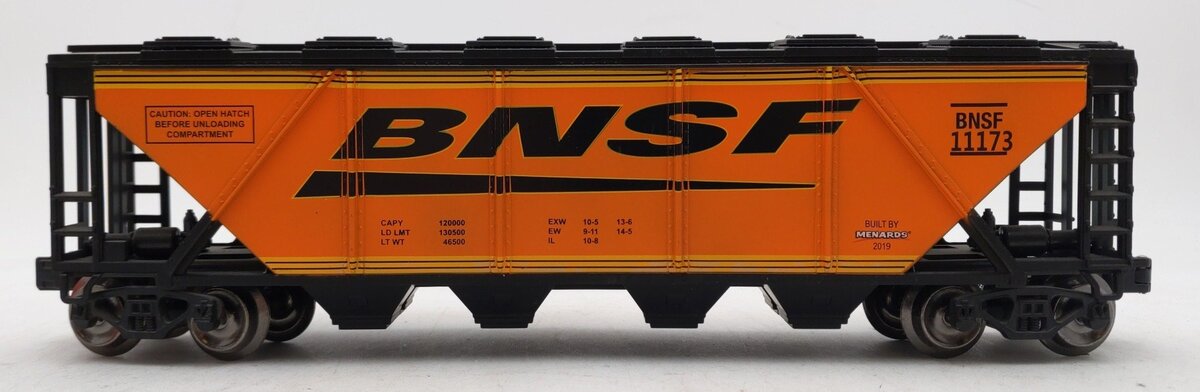 Menards 279-4570 O Gauge BNSF Covered Hopper Car #11173 EX/Box
