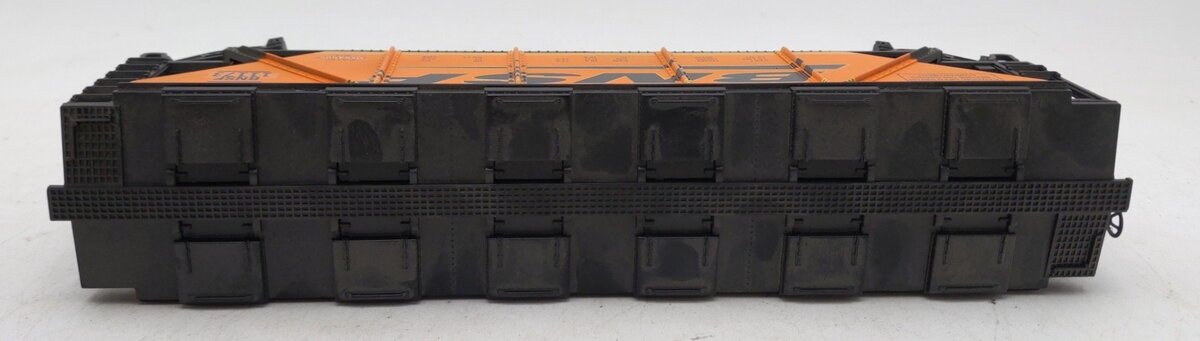 Menards 279-4570 O Gauge BNSF Covered Hopper Car #11173 EX/Box