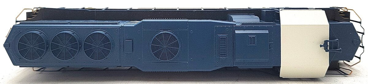 Roundhouse 18243 HO CSX GP40-2 Diesel Locomotive Standard DC #4421 LN/Box