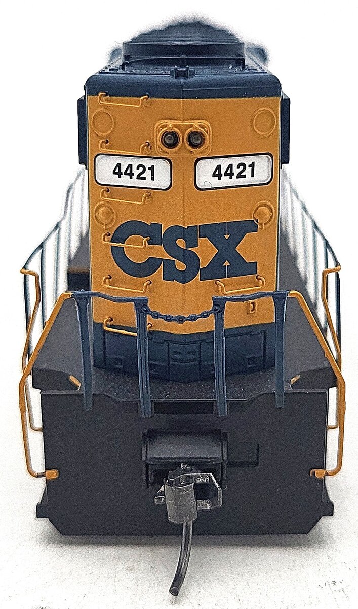 Roundhouse 18243 HO CSX GP40-2 Diesel Locomotive Standard DC #4421 LN/Box