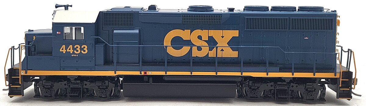 Roundhouse 18244 HO CSX GP40-2 Diesel Locomotive Standard DC #4433 LN/Box