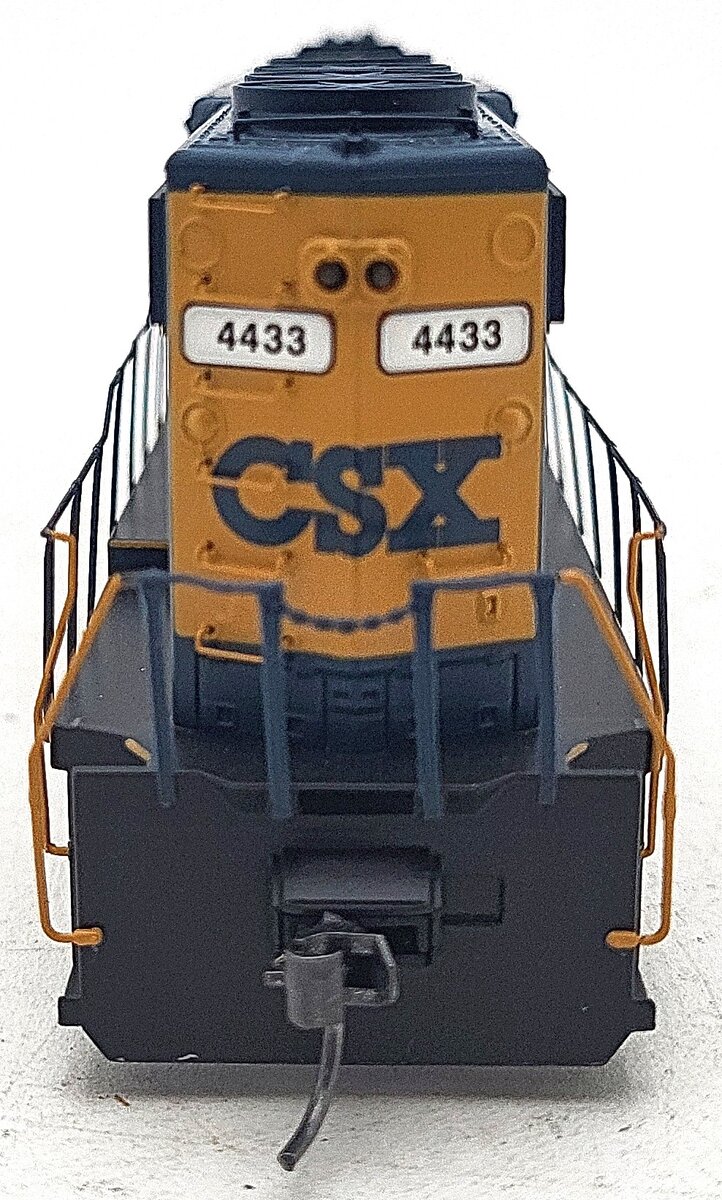 Roundhouse 18244 HO CSX GP40-2 Diesel Locomotive Standard DC #4433 LN/Box