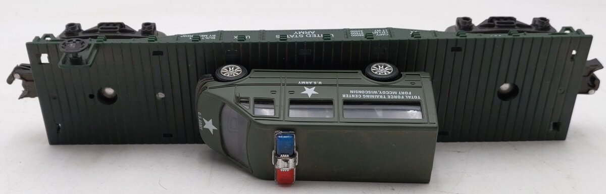 Menards 279-3449 O Gauge Army Flatcar with Military Van #6552 EX/Box