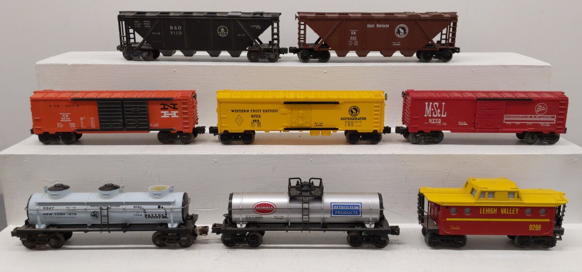 Lionel Assorted O Gauge MPC Freight Cars [8] VG/Box