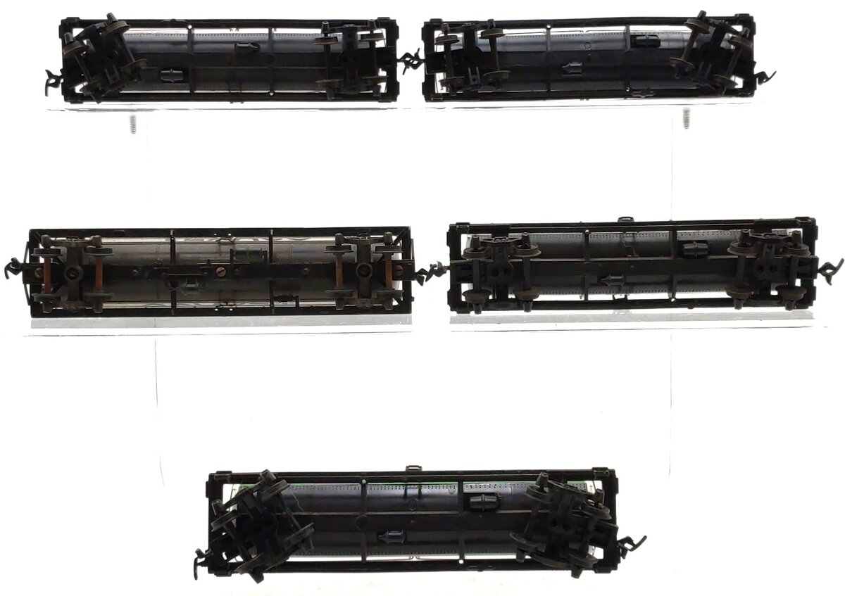 Tyco Assorted HO Scale Tank Freight Cars [5] VG