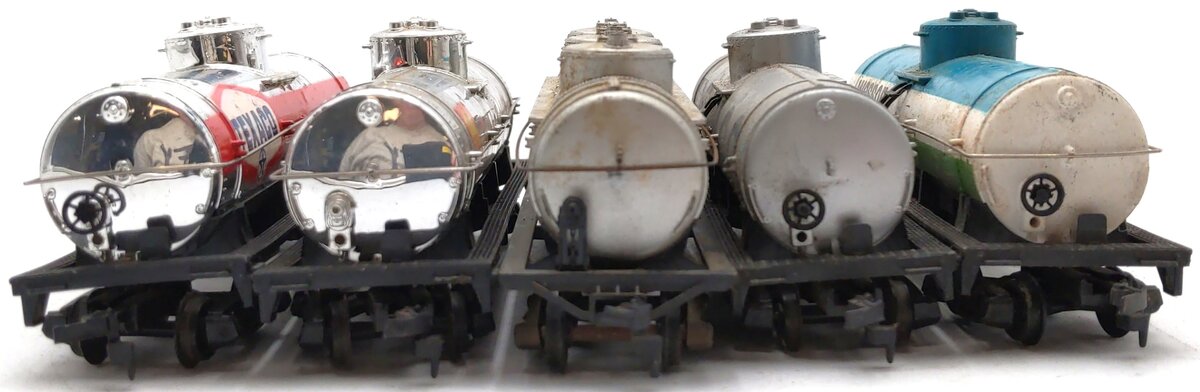 Tyco Assorted HO Scale Tank Freight Cars [5] VG