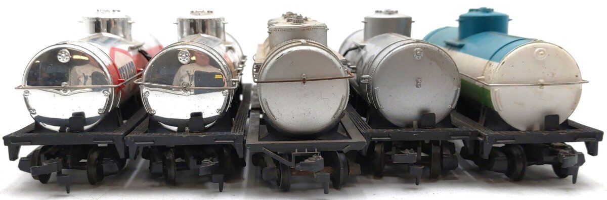 Tyco Assorted HO Scale Tank Freight Cars [5] VG