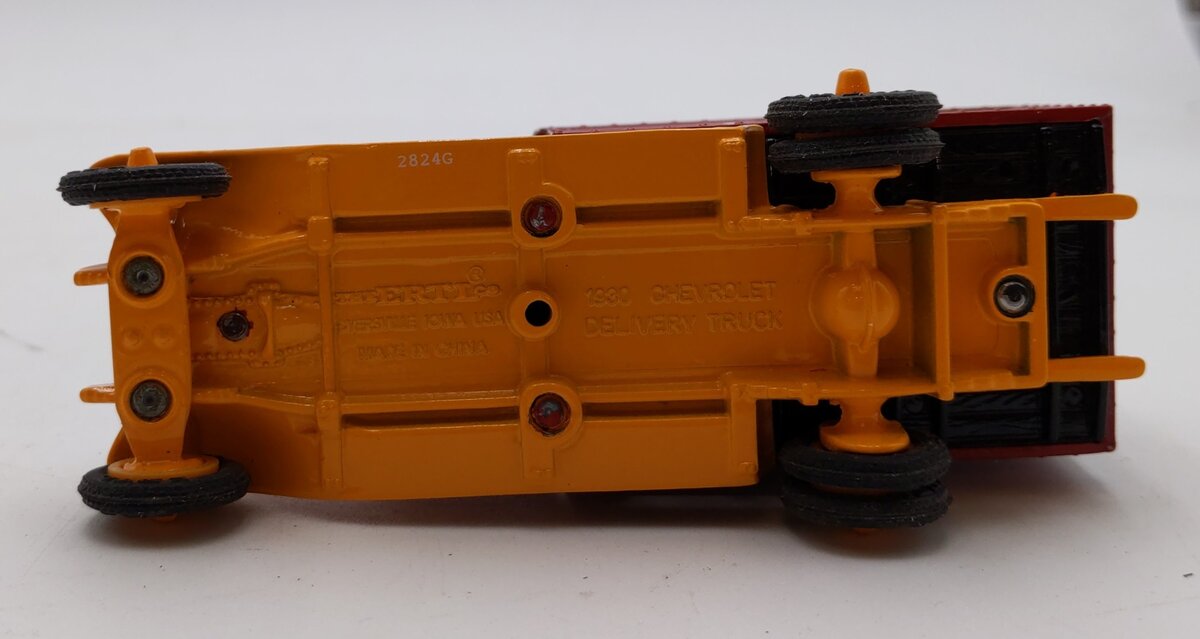 Ertl B746VO 1:43 Scale 1930 Chevrolet Barrel Truck NIB