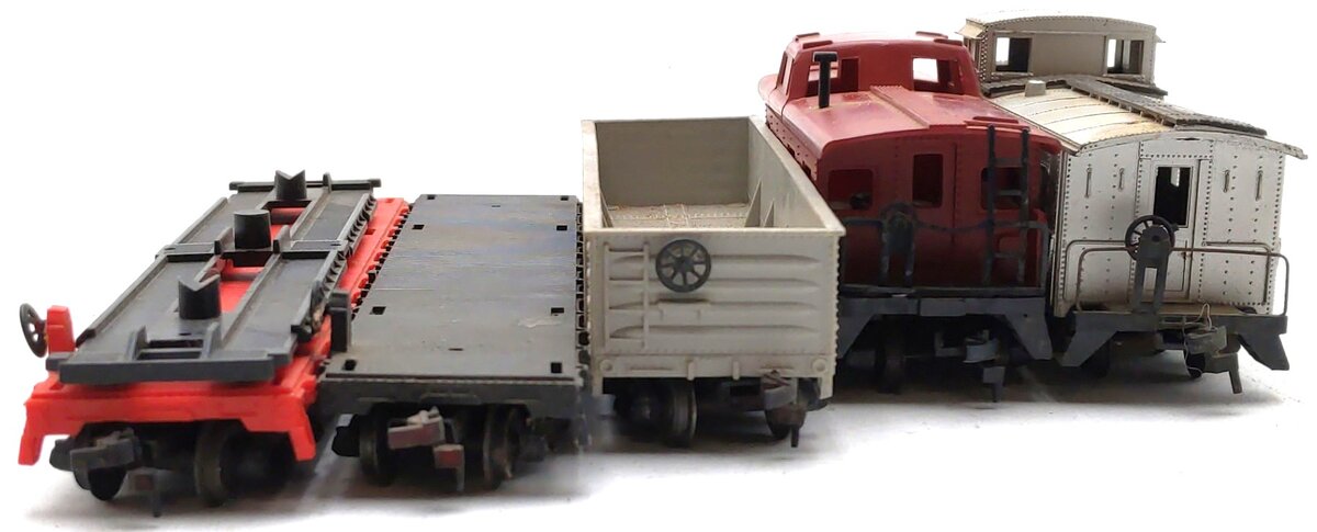Tyco & Other Assorted HO Scale Freight Cars [5] VG